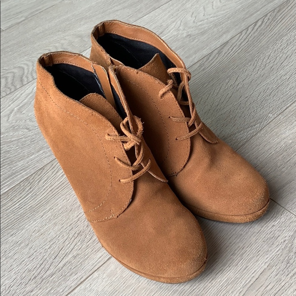Dolce vita DV suede brown wedge